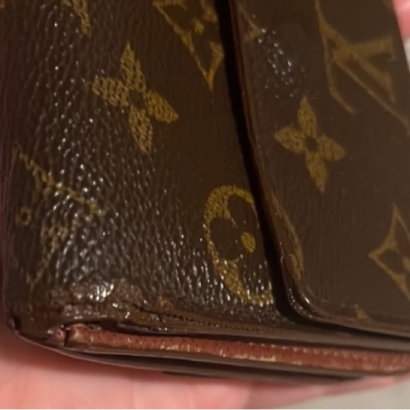 Authentic Louis Vuitton Elise wallet SP0021 - Picture 8 of 16